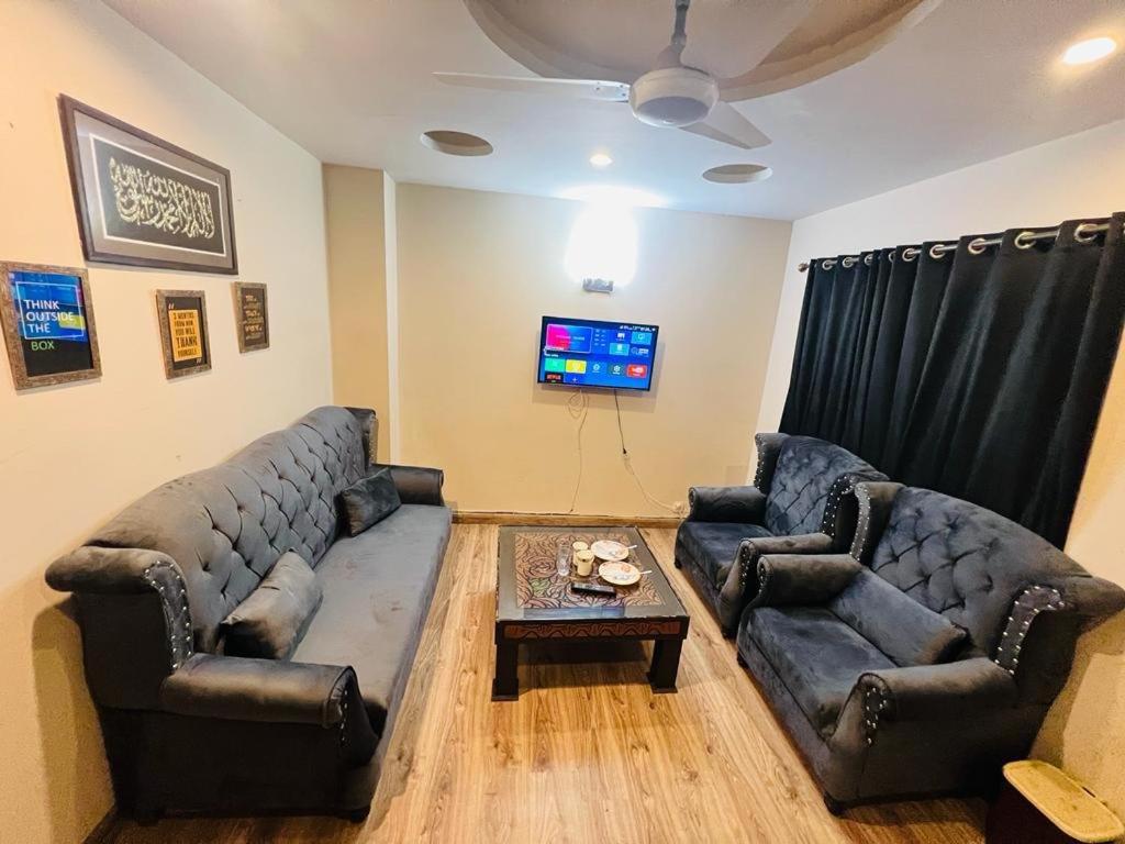 Stunning And Peaceful 1Bhk,Free Parking + Wifi Apartment Islamabad Exterior photo